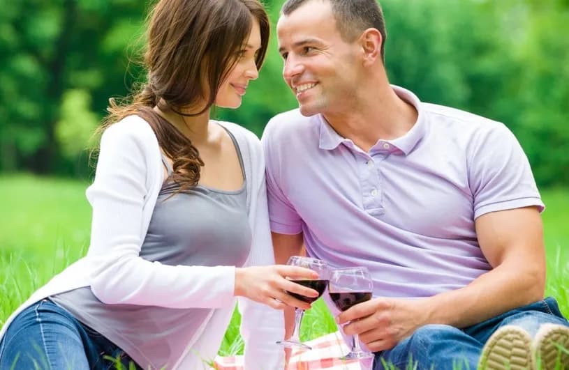 Czym można się dzielić podczas randki, aby uniknąć niezręczności?