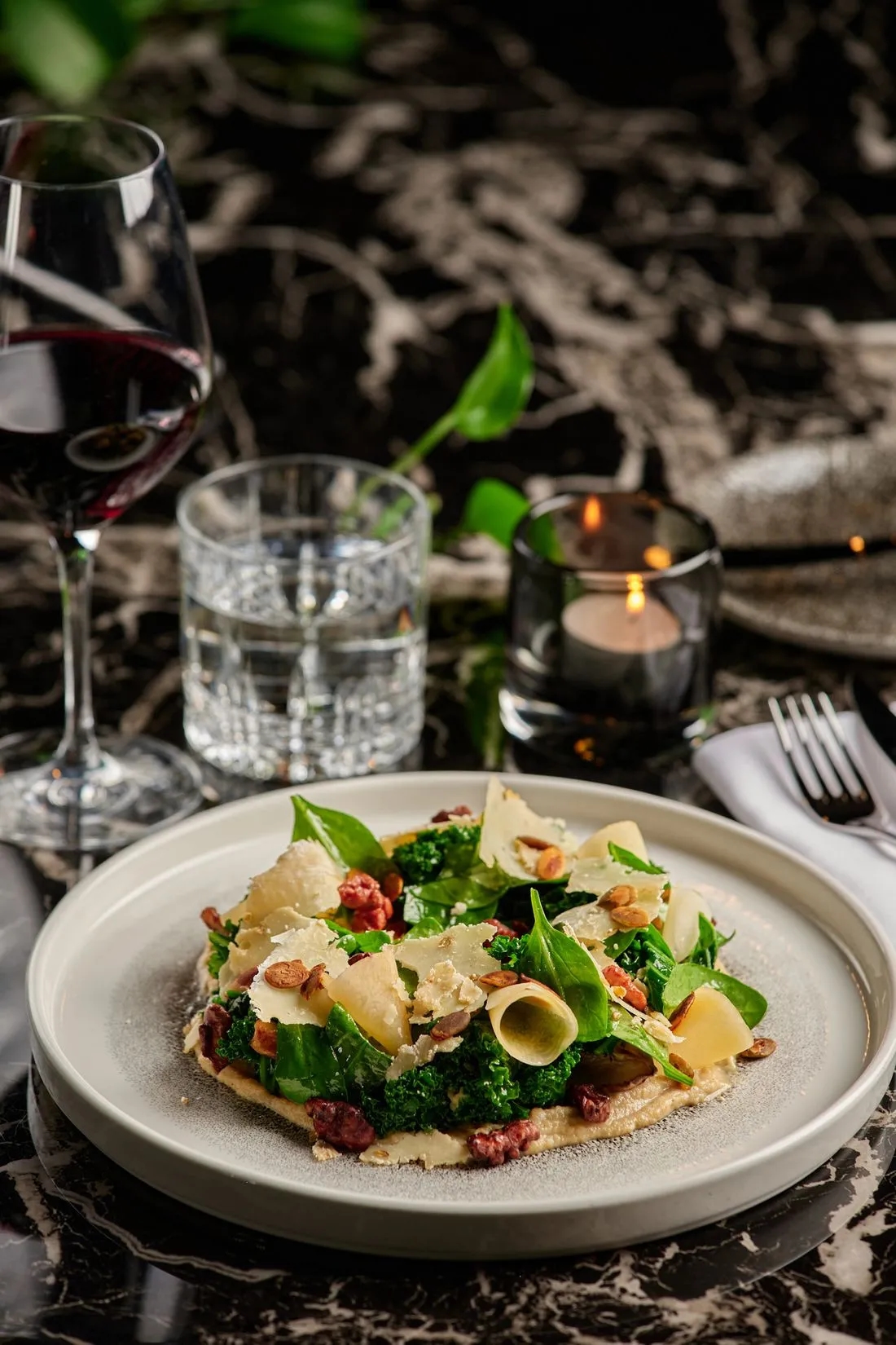 Gdzie na romantyczną kolację w Warszawie? Odkryj wyjątkowe miejsca